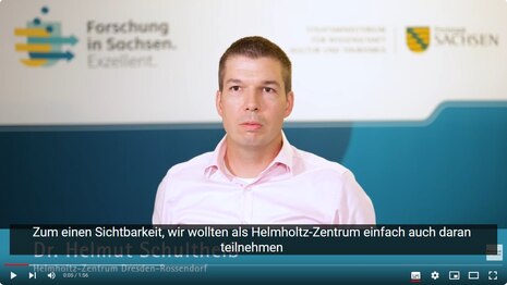 Dr. Helmut Schultheiß bei seinem Vortrag